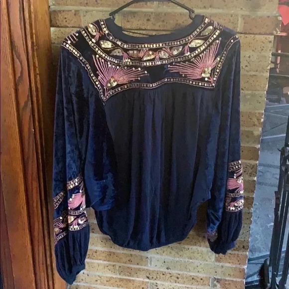 Free People jazzy shirt with rhinestones. - Picture 4 of 4